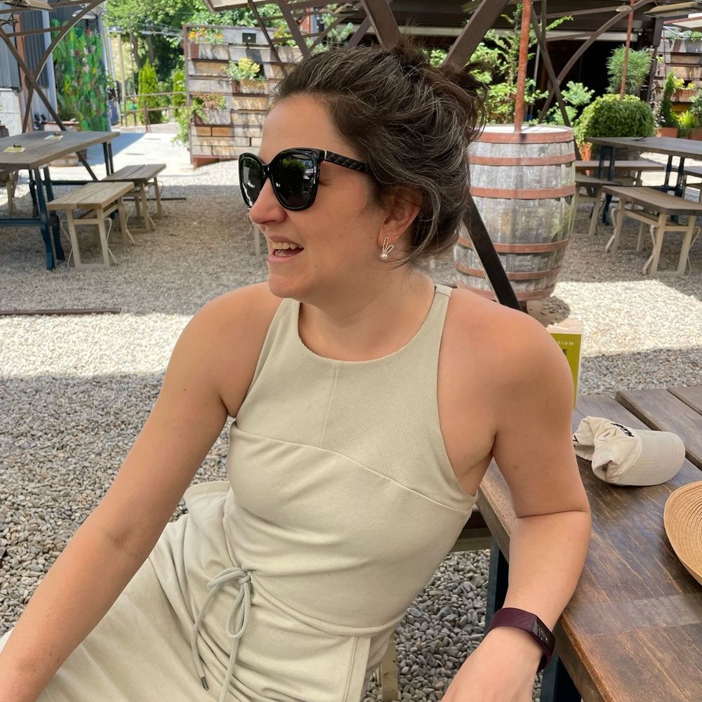Meet your Posher, Rebecca